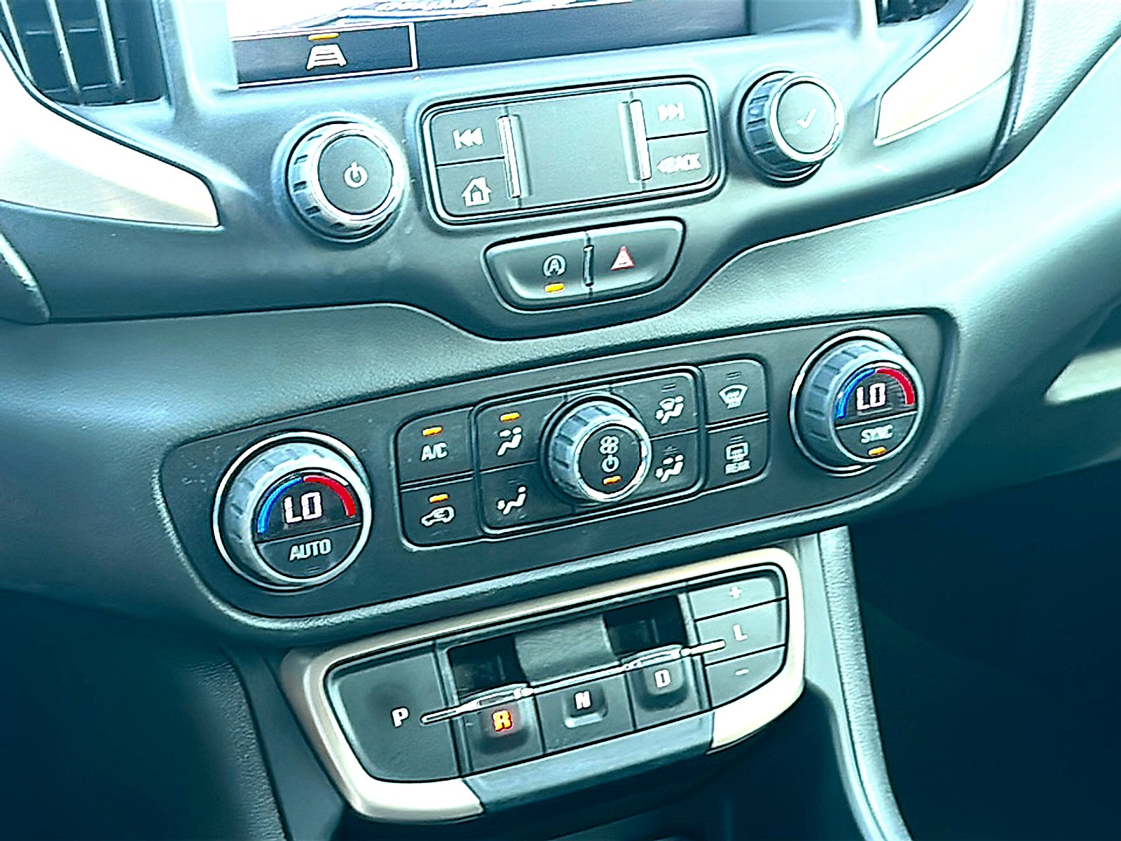 2023 GMC Terrain Denali