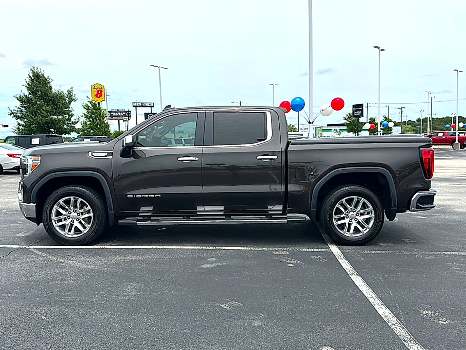 2021 GMC Sierra 1500 SLT