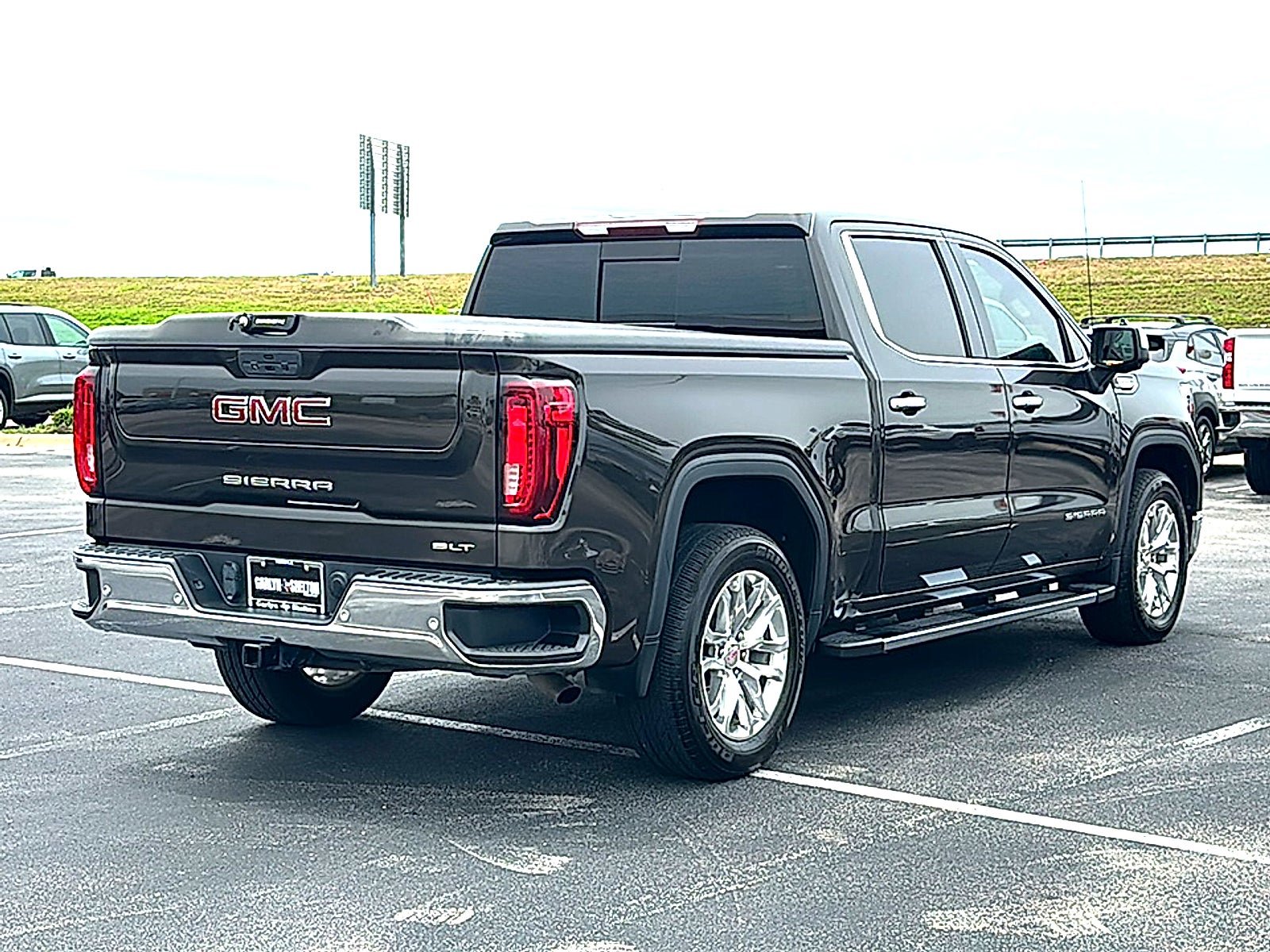 2021 GMC Sierra 1500 SLT