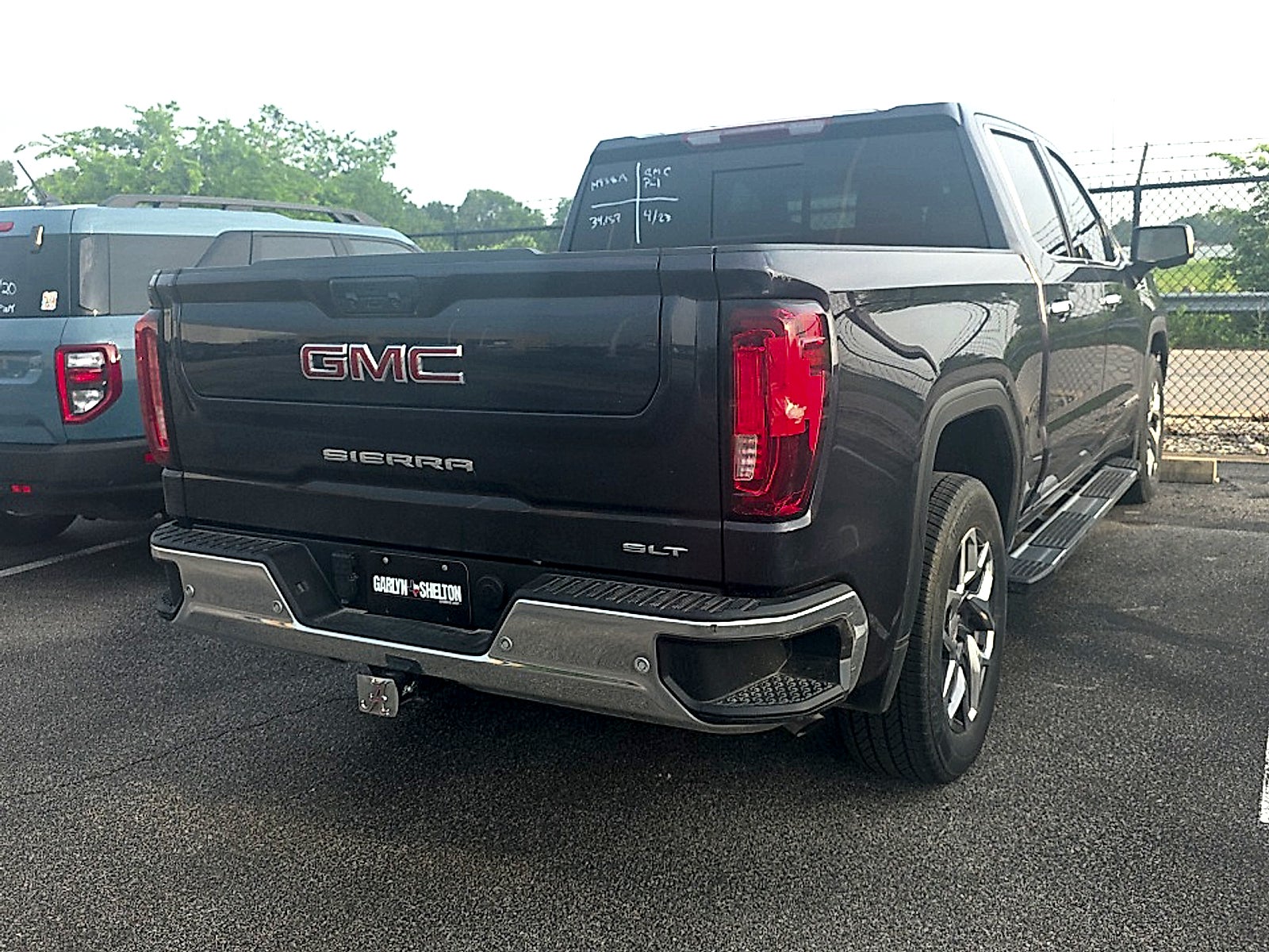 2024 GMC Sierra 1500 SLT
