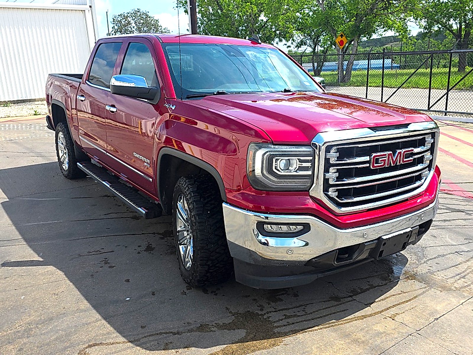 2018 GMC Sierra 1500 SLT
