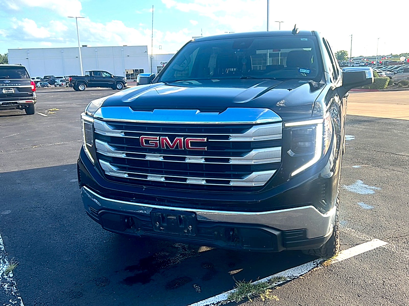 2022 GMC Sierra 1500 SLE