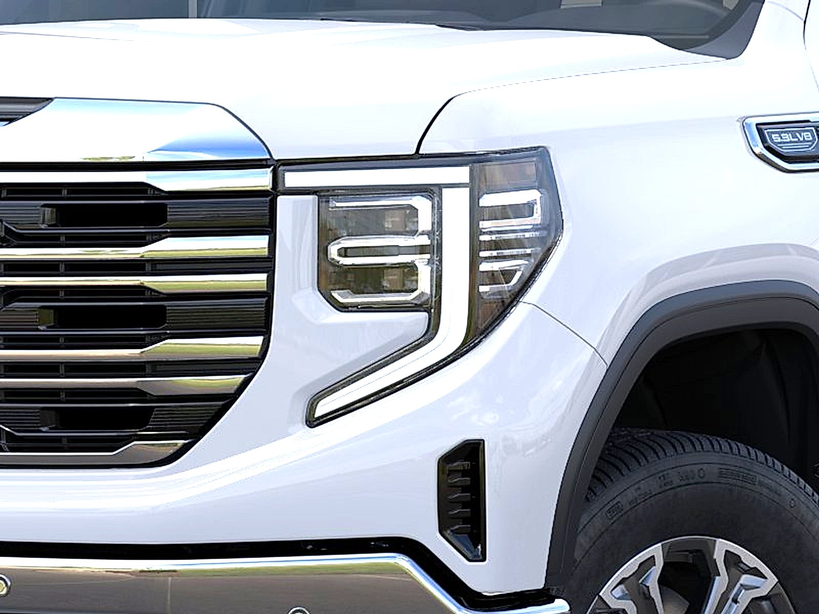 2026 GMC Sierra 1500 SLT - Photo 10