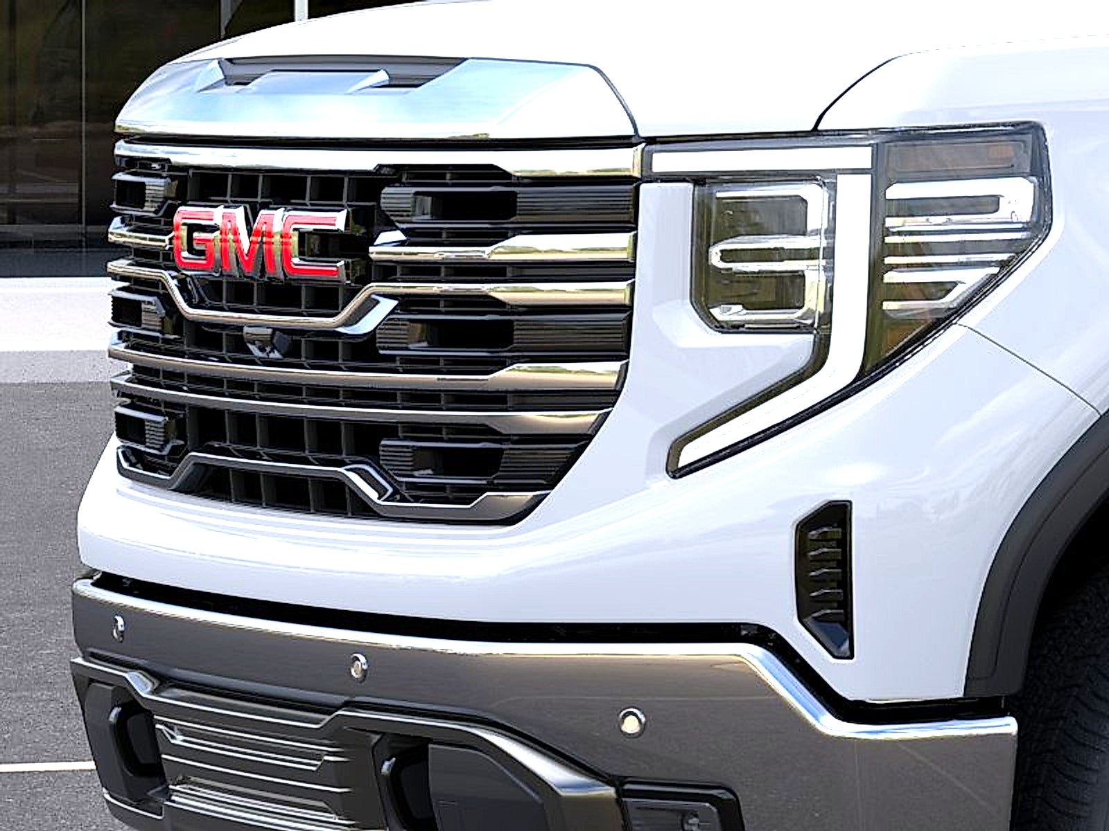 2026 GMC Sierra 1500 SLT - Photo 13