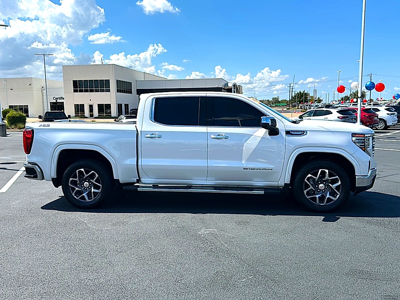 2025 GMC Sierra 1500 SLT