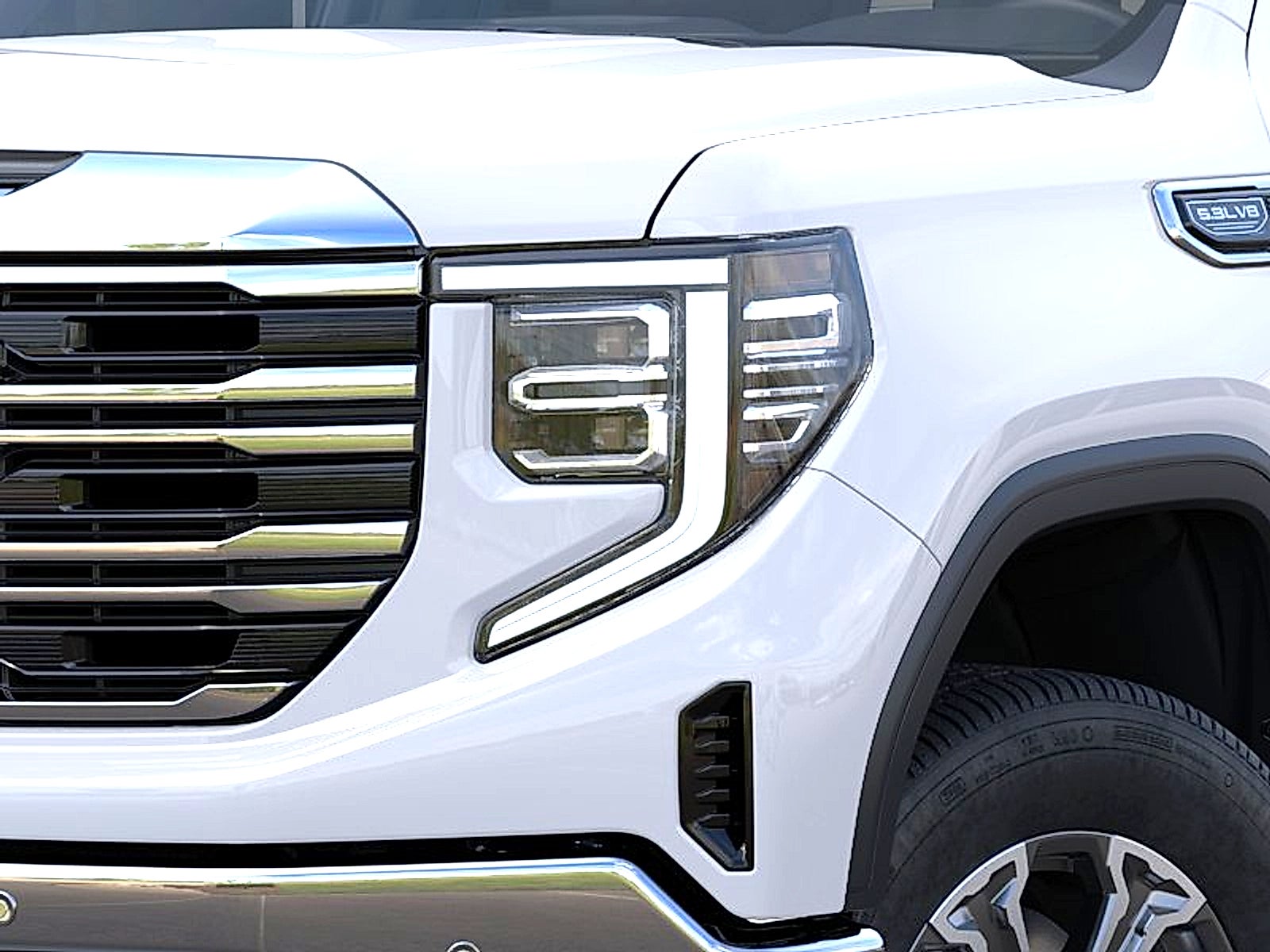 2026 GMC Sierra 1500 SLT - Photo 10