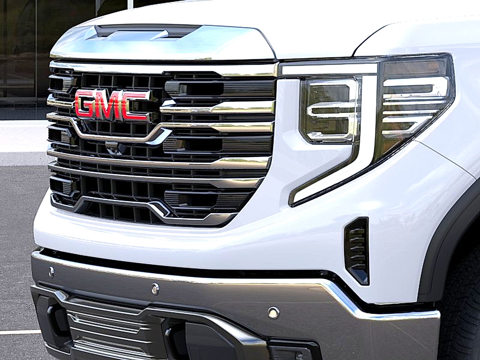 2026 GMC Sierra 1500 SLT - Photo 13