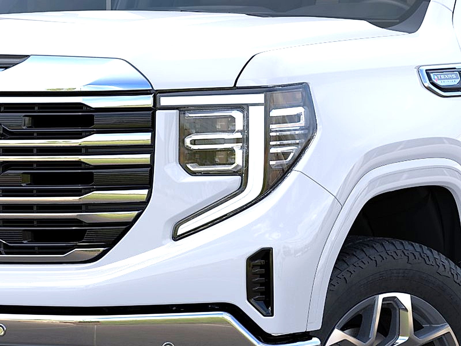 2026 GMC Sierra 1500 SLT - Photo 10