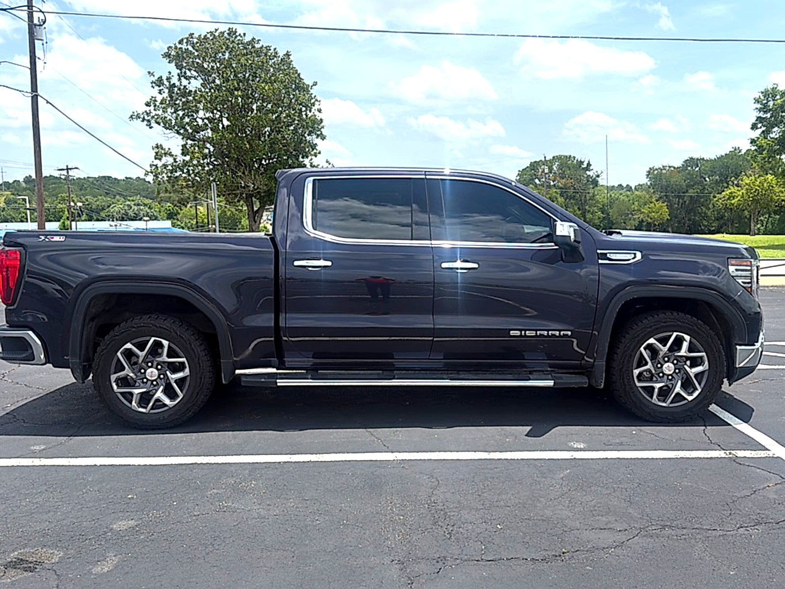 2023 GMC Sierra 1500 SLT