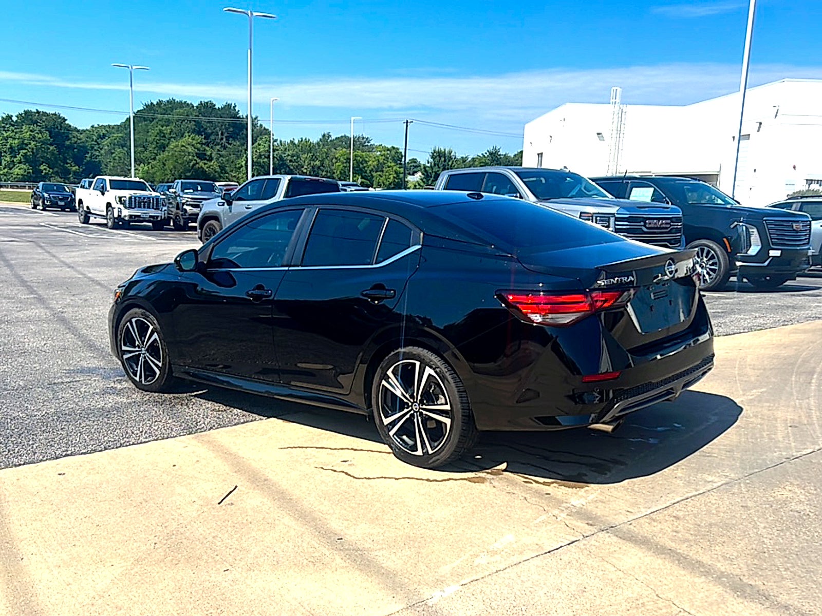 2021 Nissan Sentra SR Xtronic CVT
