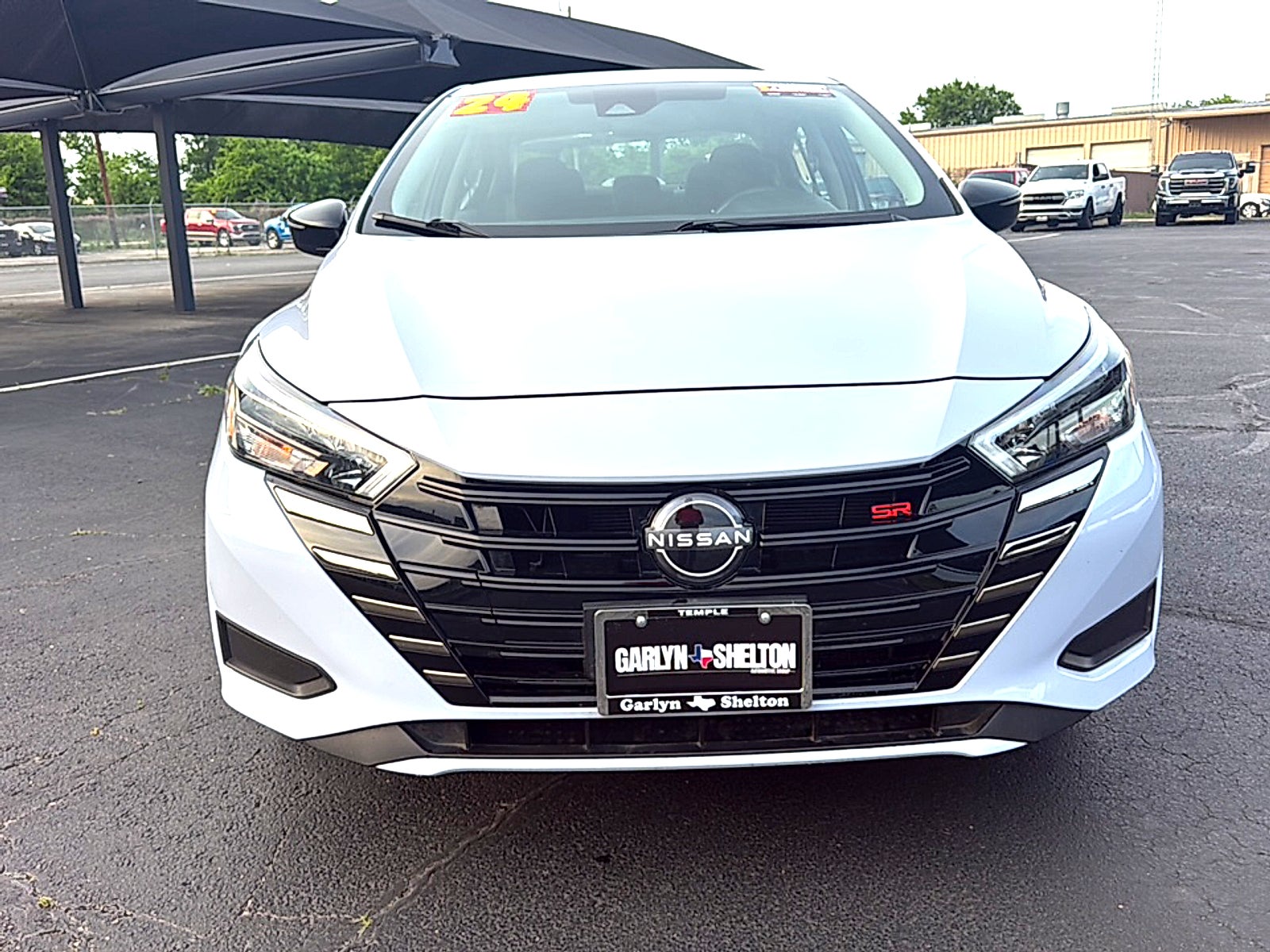 2024 Nissan VERSA SR