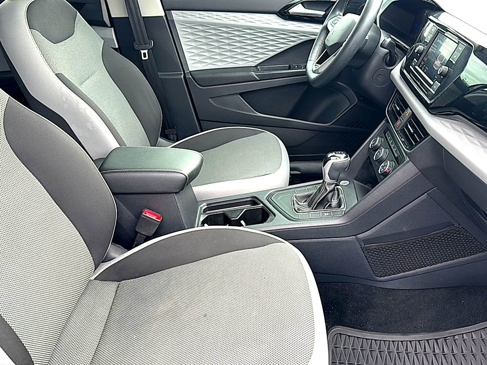 2022 Volkswagen Taos 1.5T S