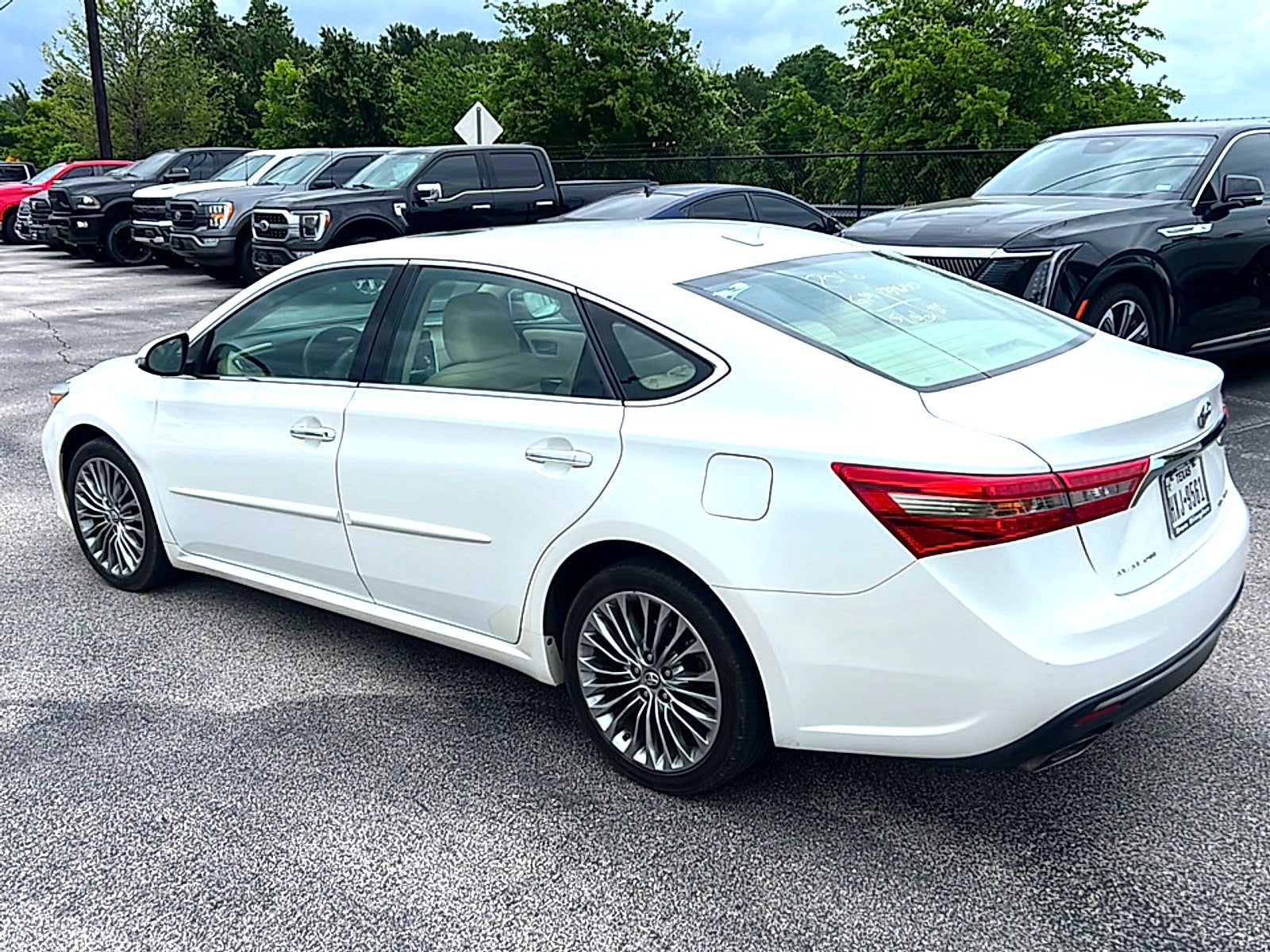 2016 Toyota Avalon Limited