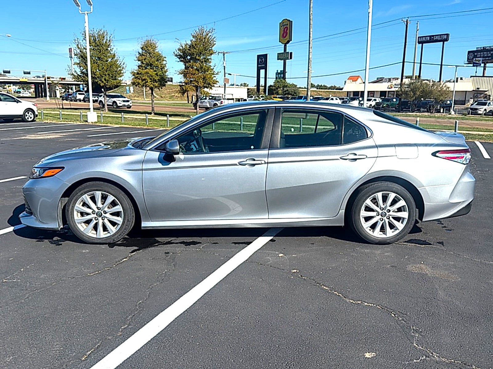 2020 Toyota Camry LE