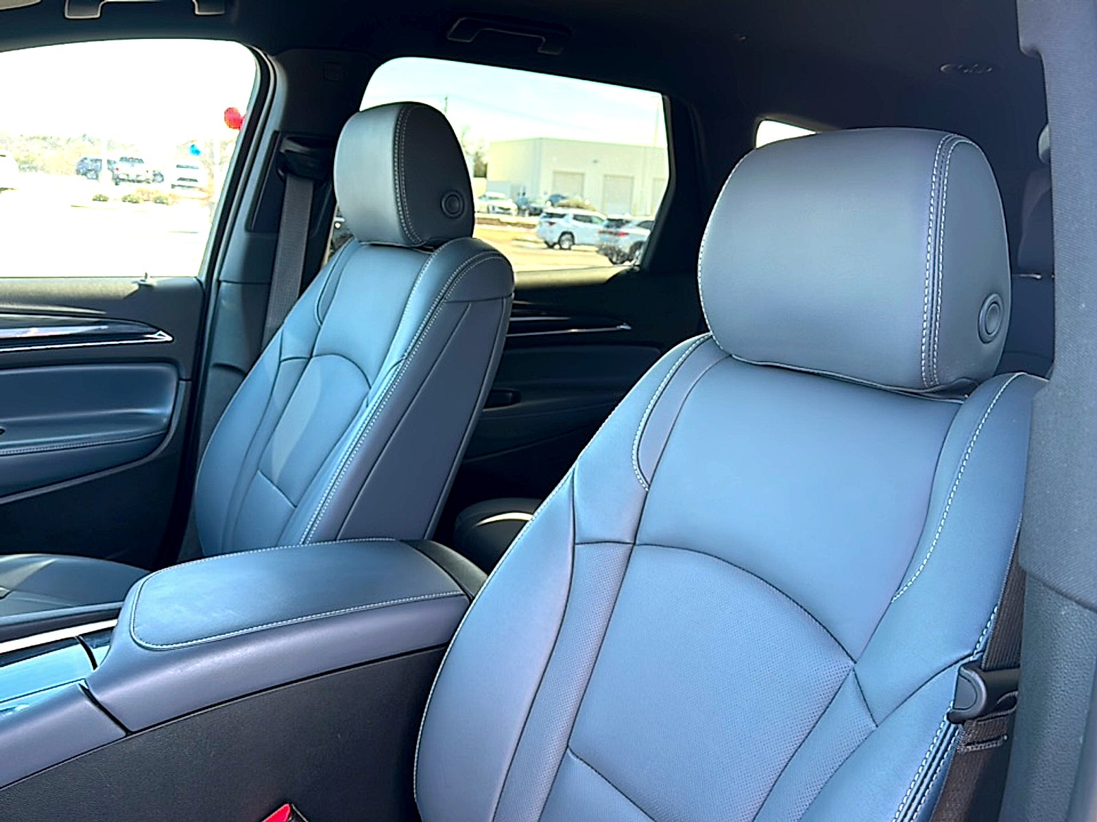 2024 Buick Enclave Essence