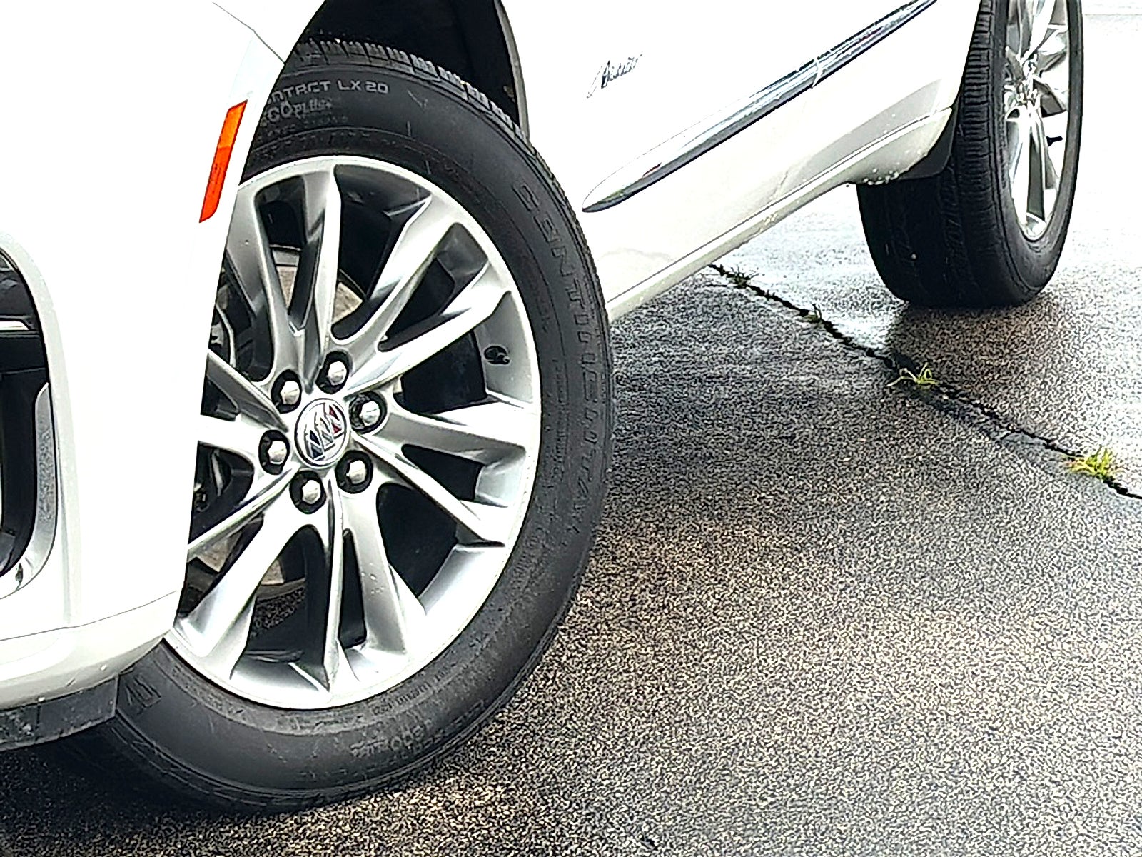 2024 Buick Enclave Avenir