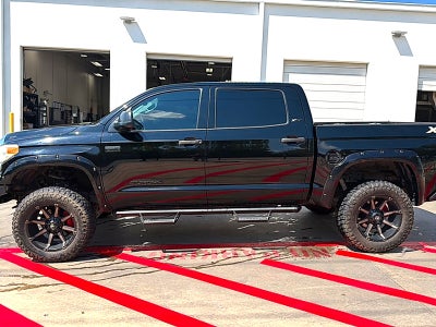 2017 Toyota Tundra SR5 5.7L V8