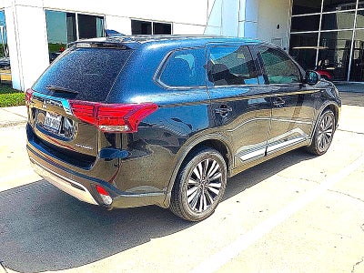 2019 Mitsubishi Outlander ES