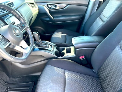2020 Nissan Rogue SV FWD