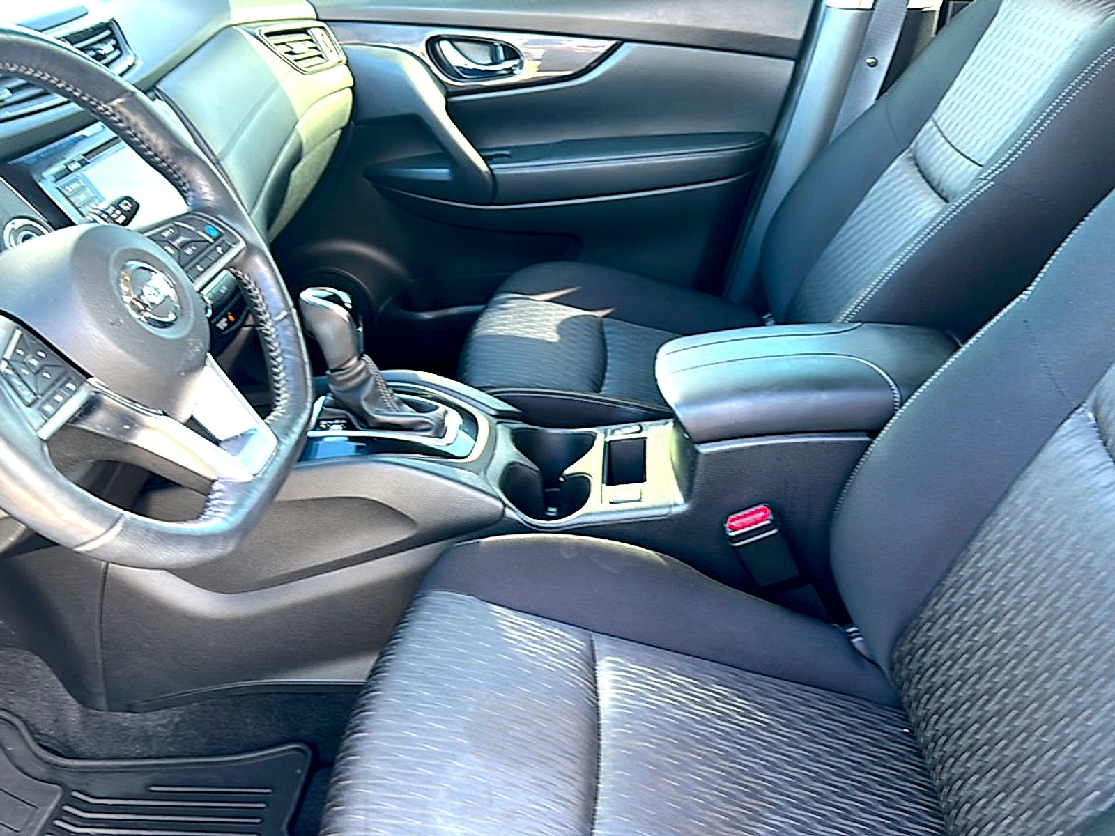 2020 Nissan Rogue SV FWD
