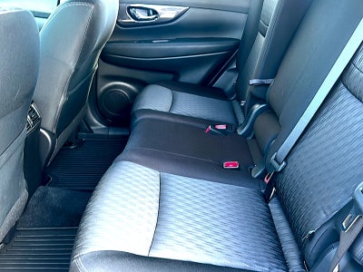 2020 Nissan Rogue SV FWD
