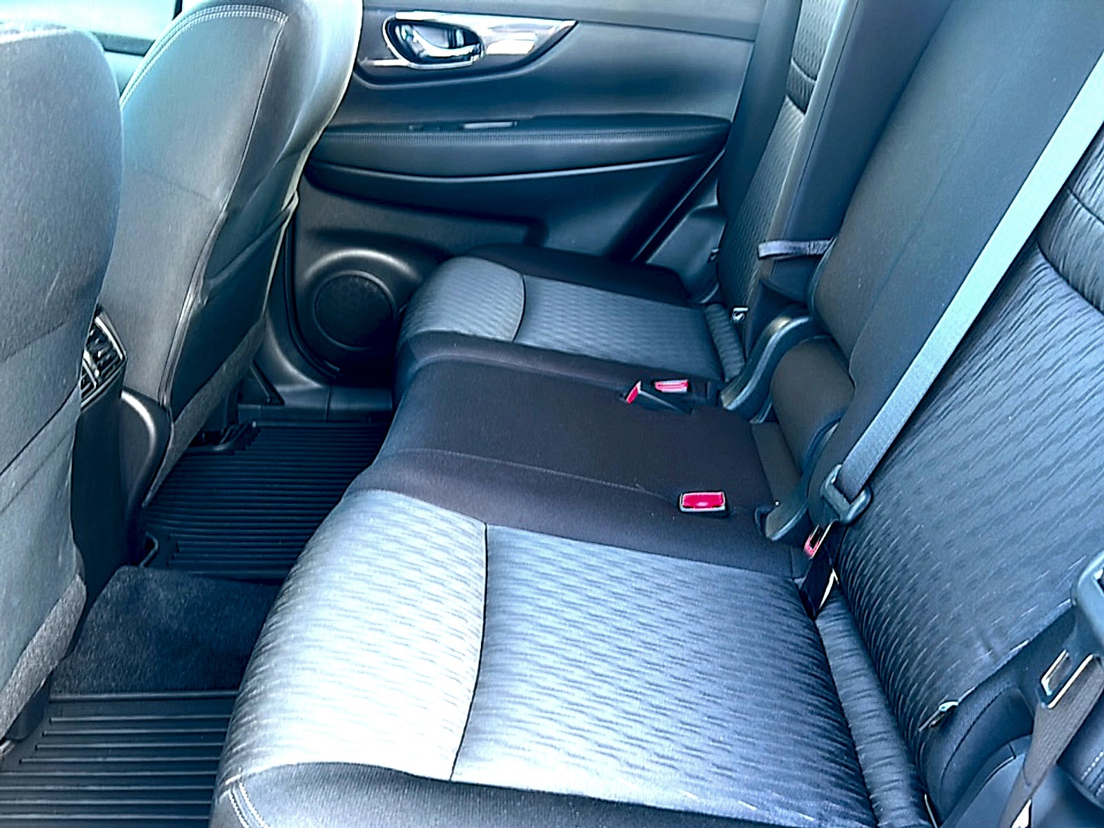 2020 Nissan Rogue SV FWD