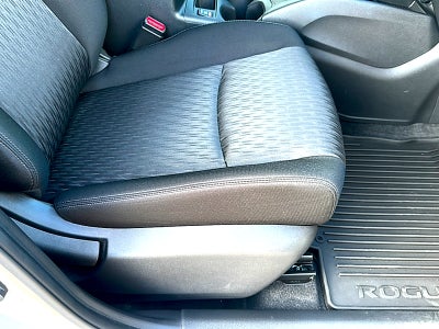2020 Nissan Rogue SV FWD