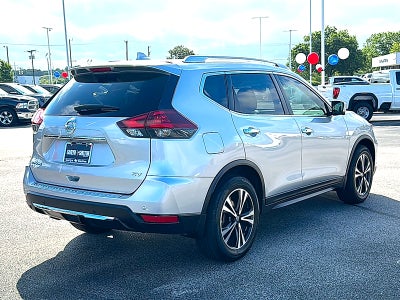 2020 Nissan Rogue SV FWD