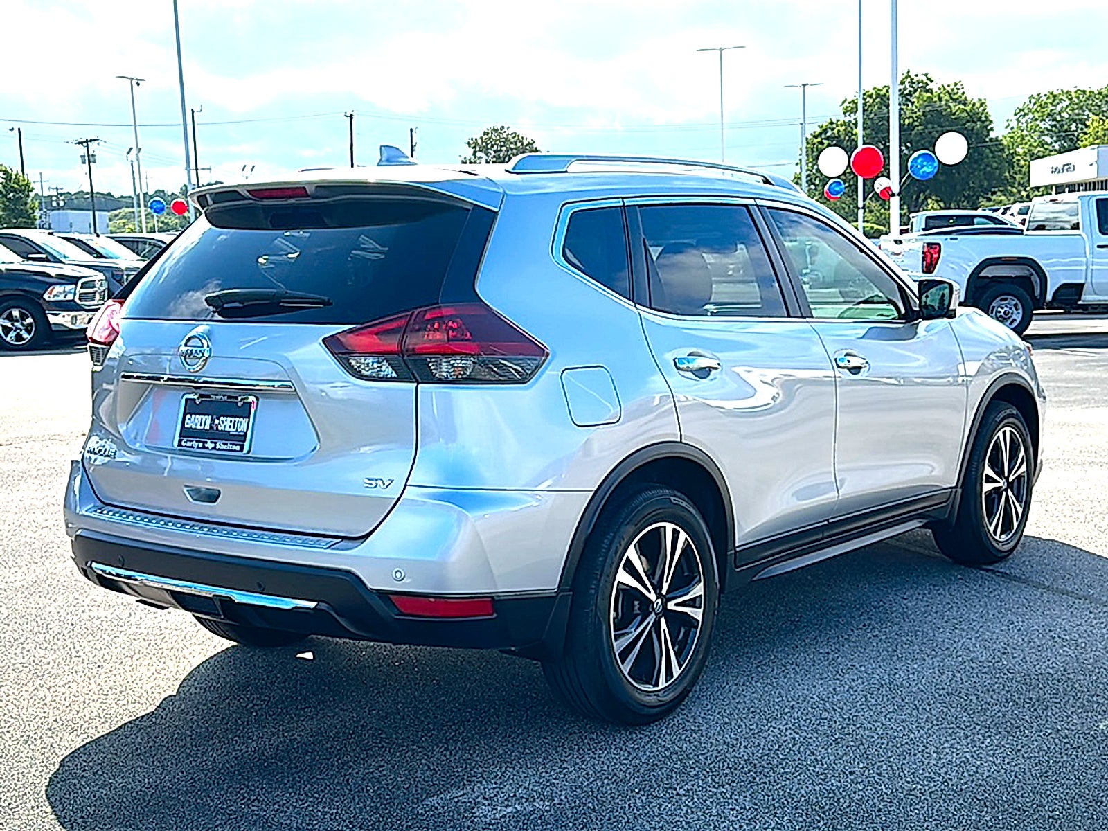 2020 Nissan Rogue SV FWD