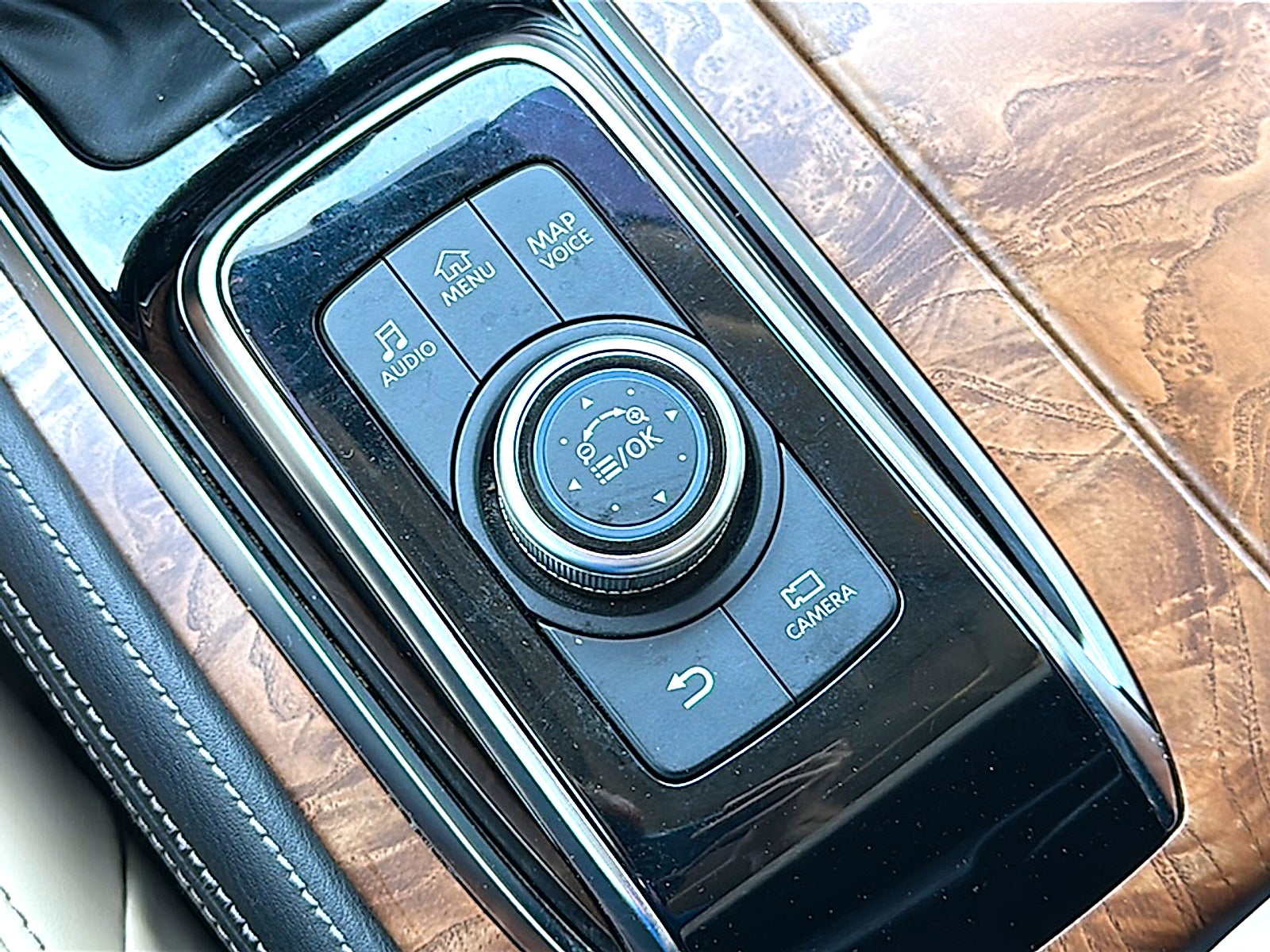 2021 Nissan Armada SL 2WD
