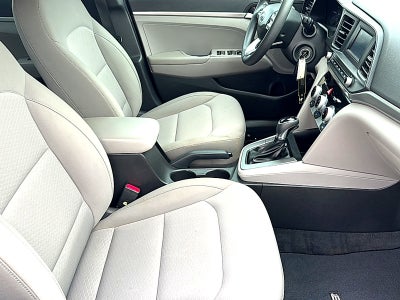 2019 Hyundai Elantra SE